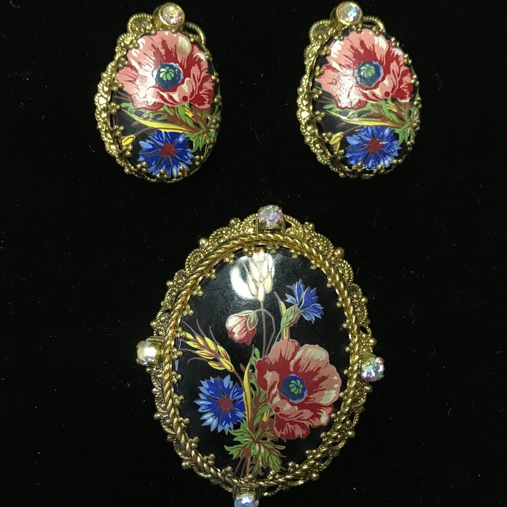 Black W. German Flower Brooch & Earrings